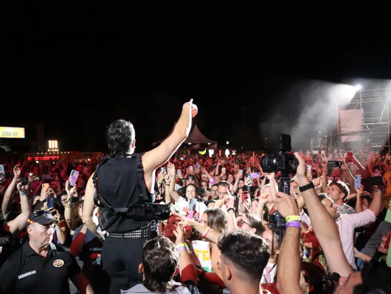 Espectacular Sebastián Yatra en Cosquín Rock Valladolid