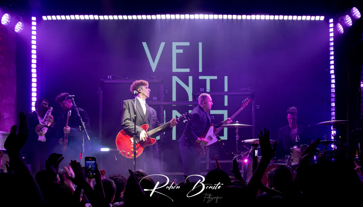 Veintiuno llena Camelot en Salamanca