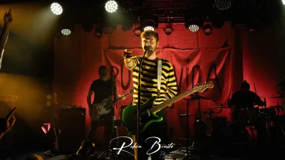 Tu Otra bonita en sonorama ribera y Sala B del Caem